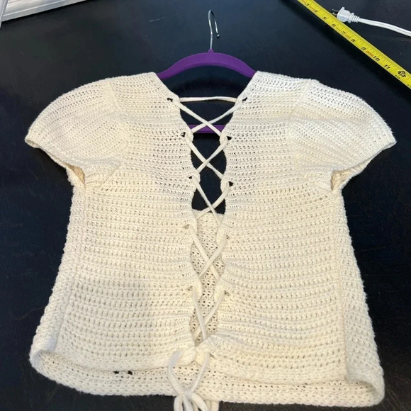 double zero  open back short sleeve top - Picture 3 of 7